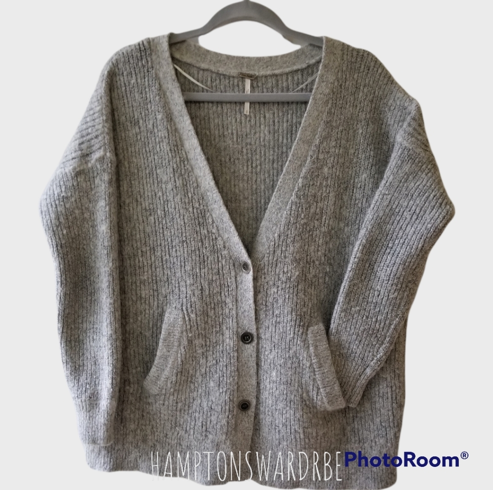 Free People Eclair Cardi🌎Alpaca blend slouchy front button grey sweater SP